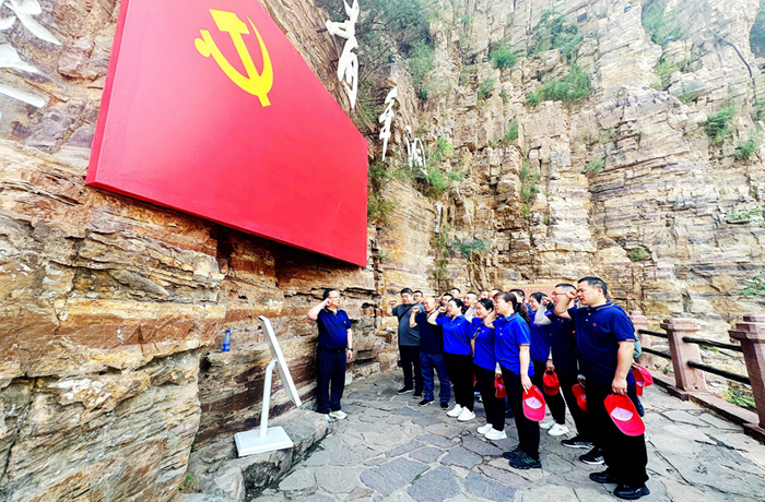銘記紅色初心 踔厲奮發(fā)前行｜洛杉奇黨支部開(kāi)展“慶七一”系列活動(dòng)